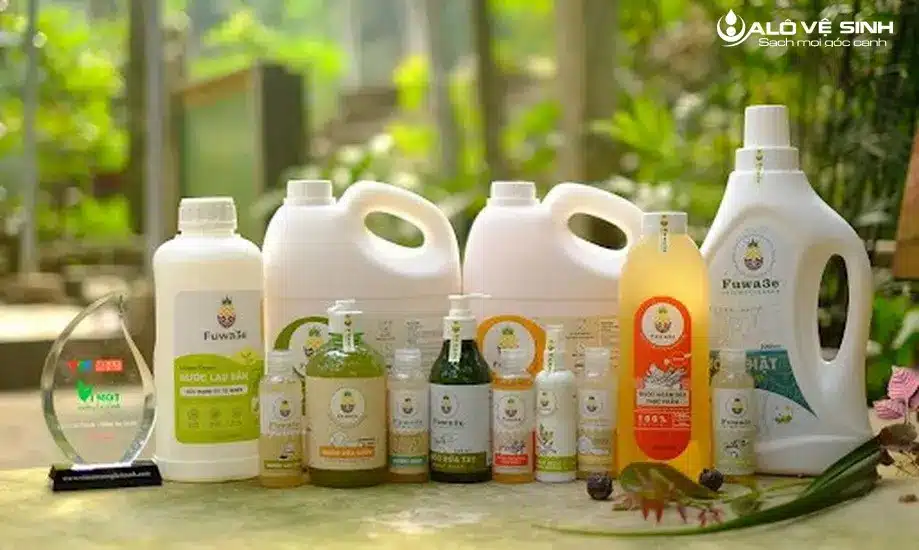 Hướng dẫn cách vệ sinh ghế văn phòng da hiệu quả