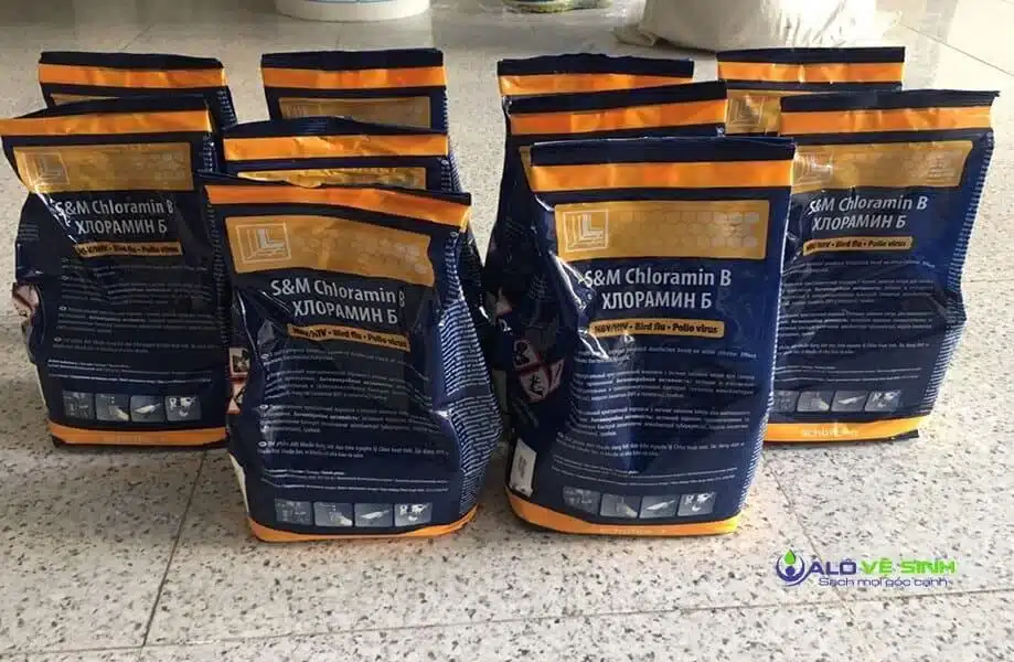 Cloramin B là hóa chất dùng để tiêu diệt các loại vi khuẩn, virus có ở trong không khí và nước rất hiệu quả